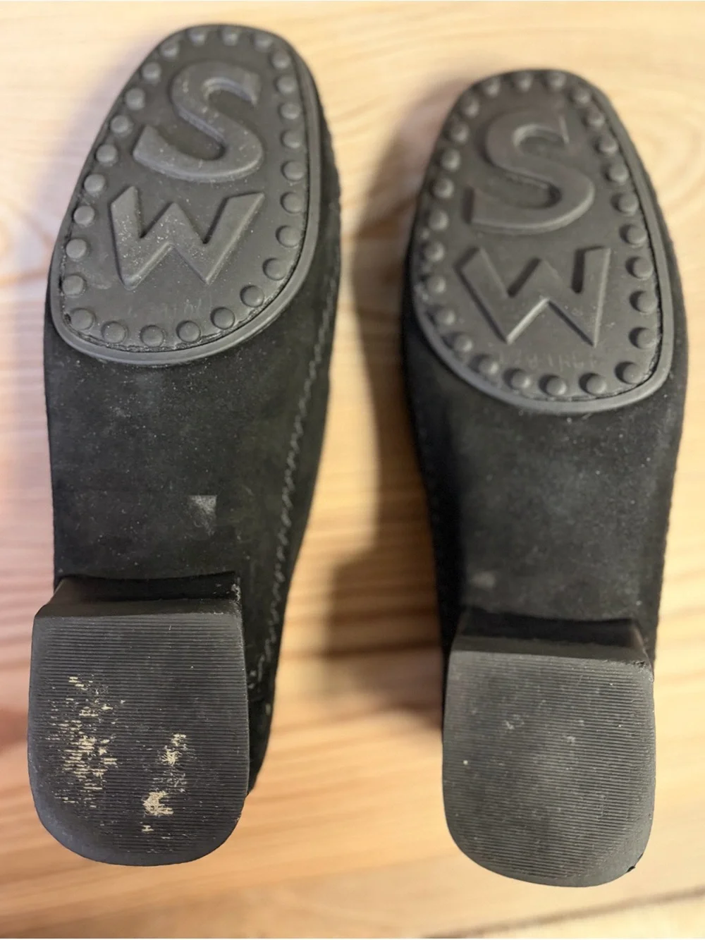 Vintage Stuart Weitzman Women's Black Suede Tassel Driving Mocs Size 7.5B